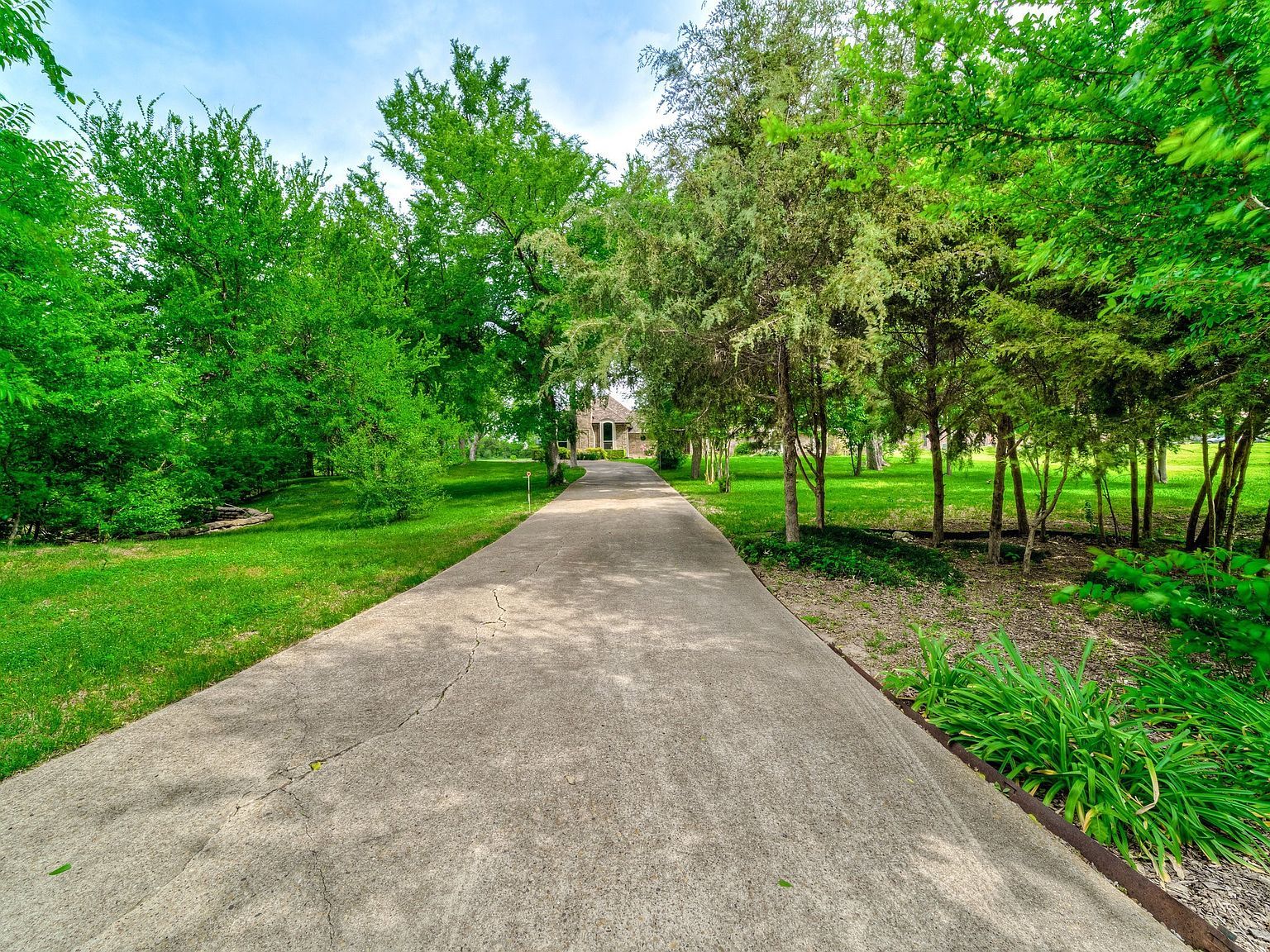 907 Red Oak Creek Dr Red Oak, TX 75154 - Thumbnail 4