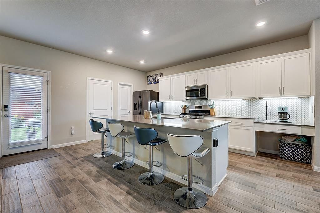 8709-8709 Whitter Dr #B Austin, TX 78747 - Thumbnail 4