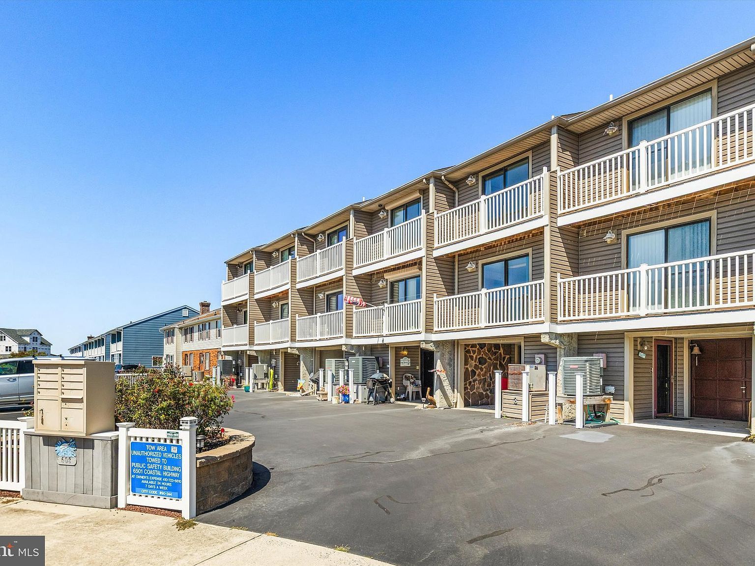 608 Bayshore Ct UNIT 3 Ocean City, MD 21842 - Thumbnail 4