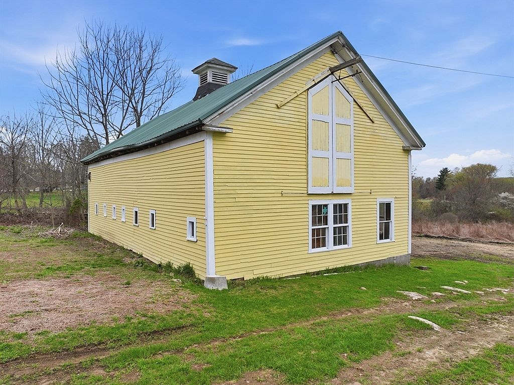16 Main St Brookfield, MA 01506 - Thumbnail 4