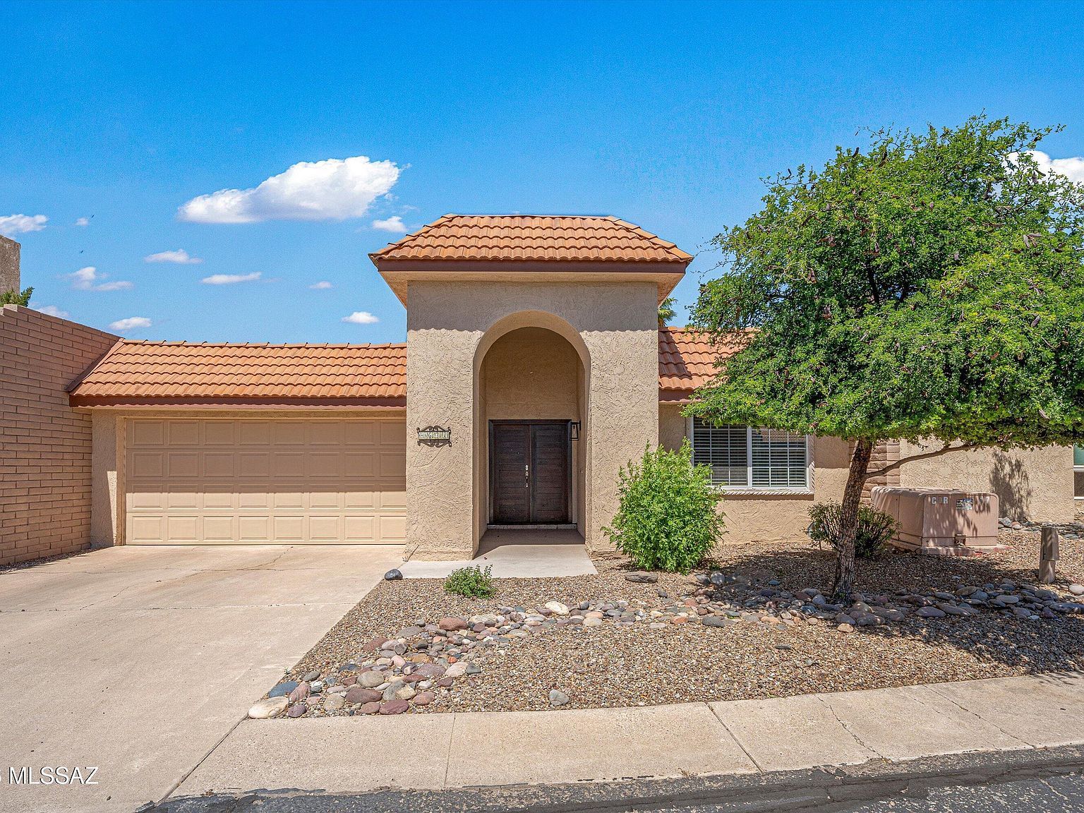 4671 E Camino De Oro Tucson, AZ 85718 - Thumbnail 4
