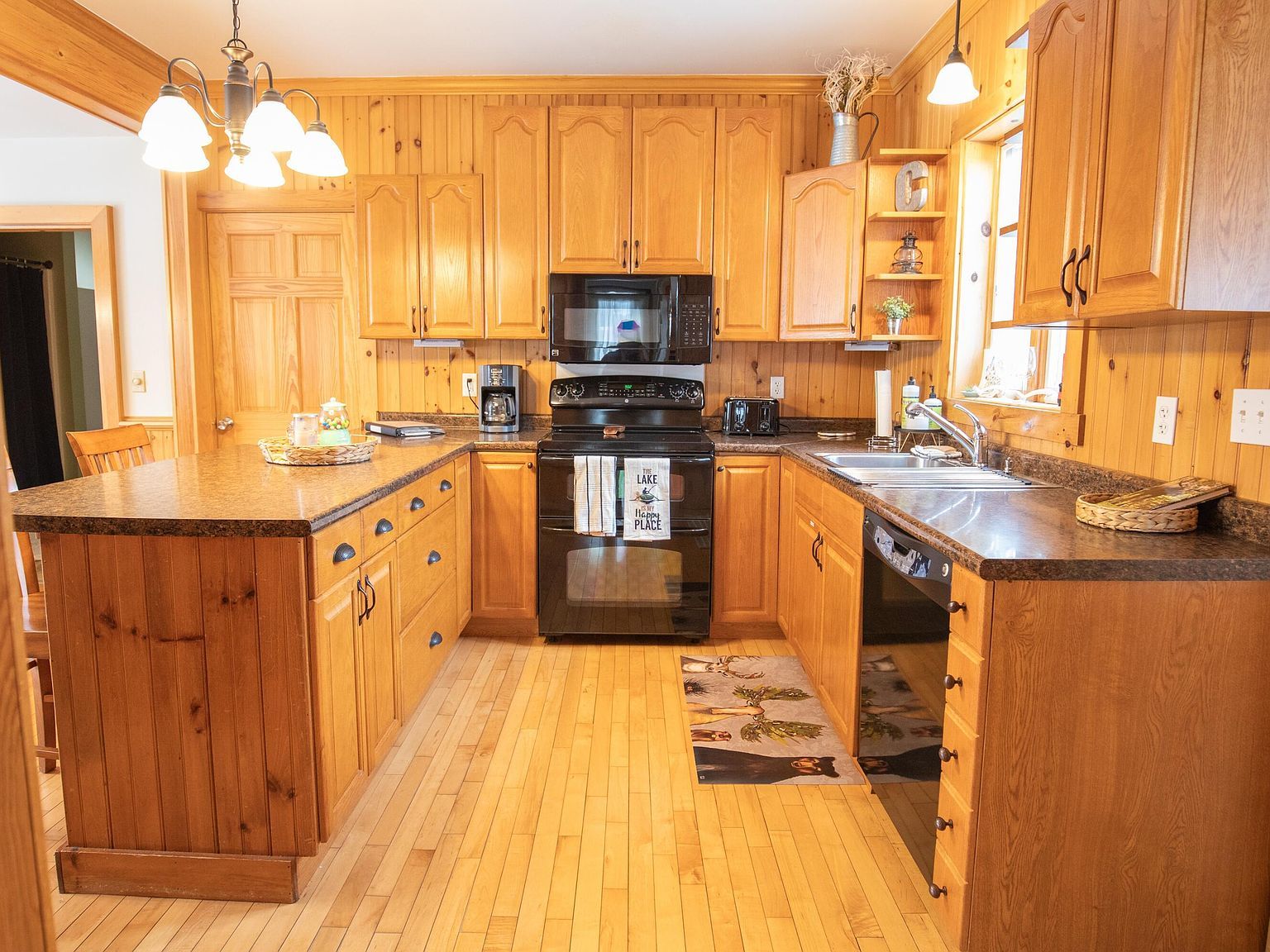 18 Washington St Greenville, ME 04441 - Thumbnail 4