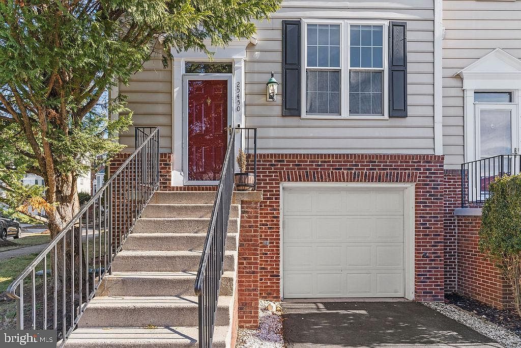 25450 Upper Clubhouse Dr Chantilly, VA 20152 - Thumbnail 4