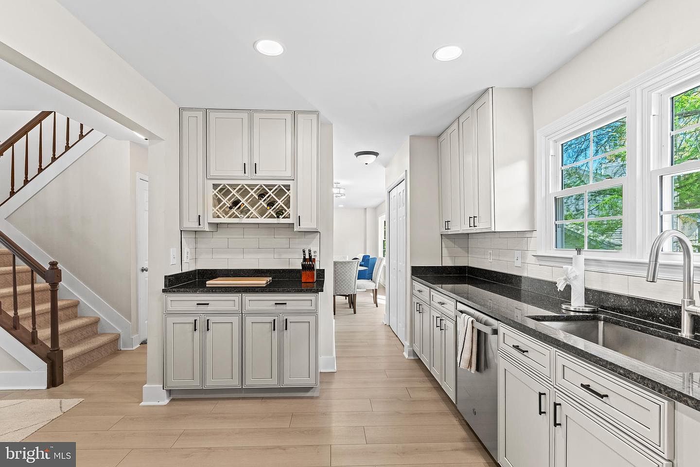 908 Ashburn St Herndon, VA 20170 - Thumbnail 4