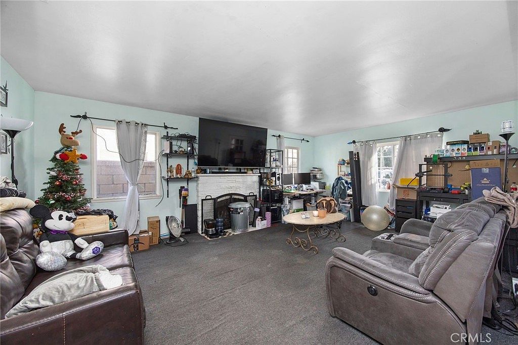 626 N Grand Ave Santa Ana, CA 92701 - Thumbnail 4