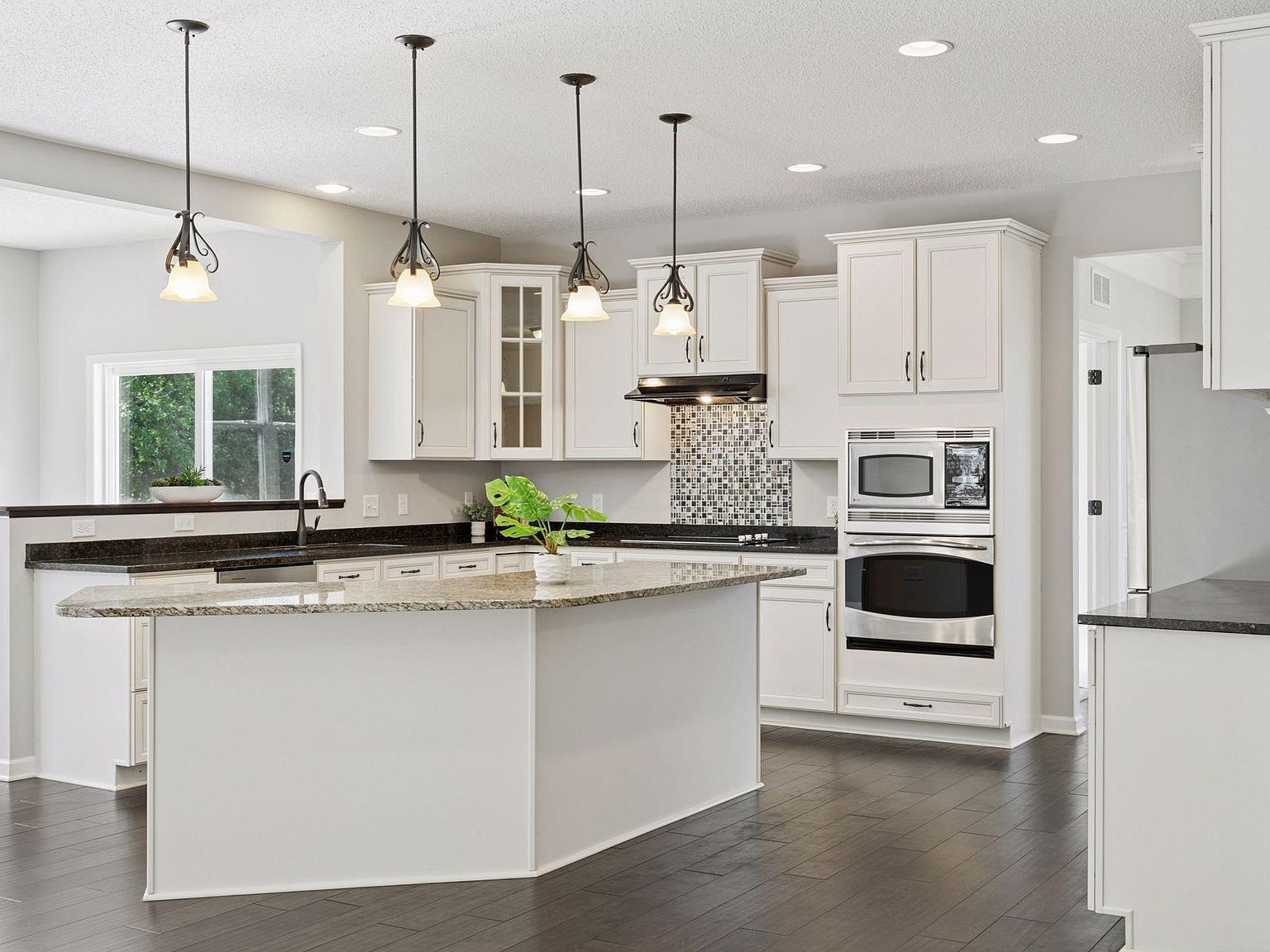 11581 Riverstone Ct Woodbury, MN 55129 - Thumbnail 4