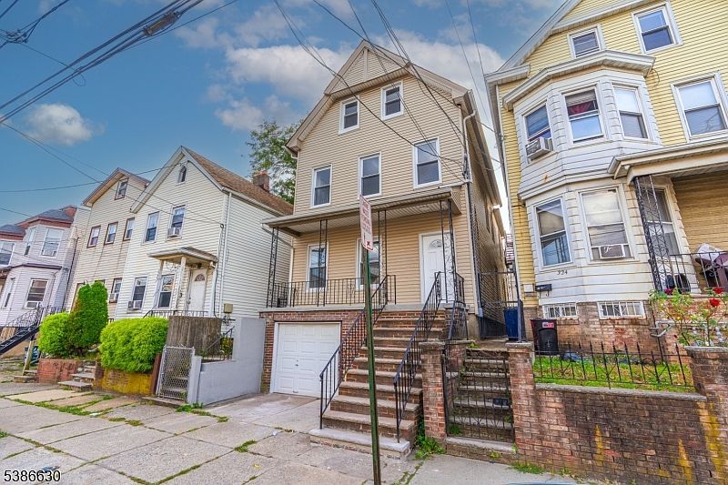 322 Court St Elizabeth, NJ 07206 - Thumbnail 4