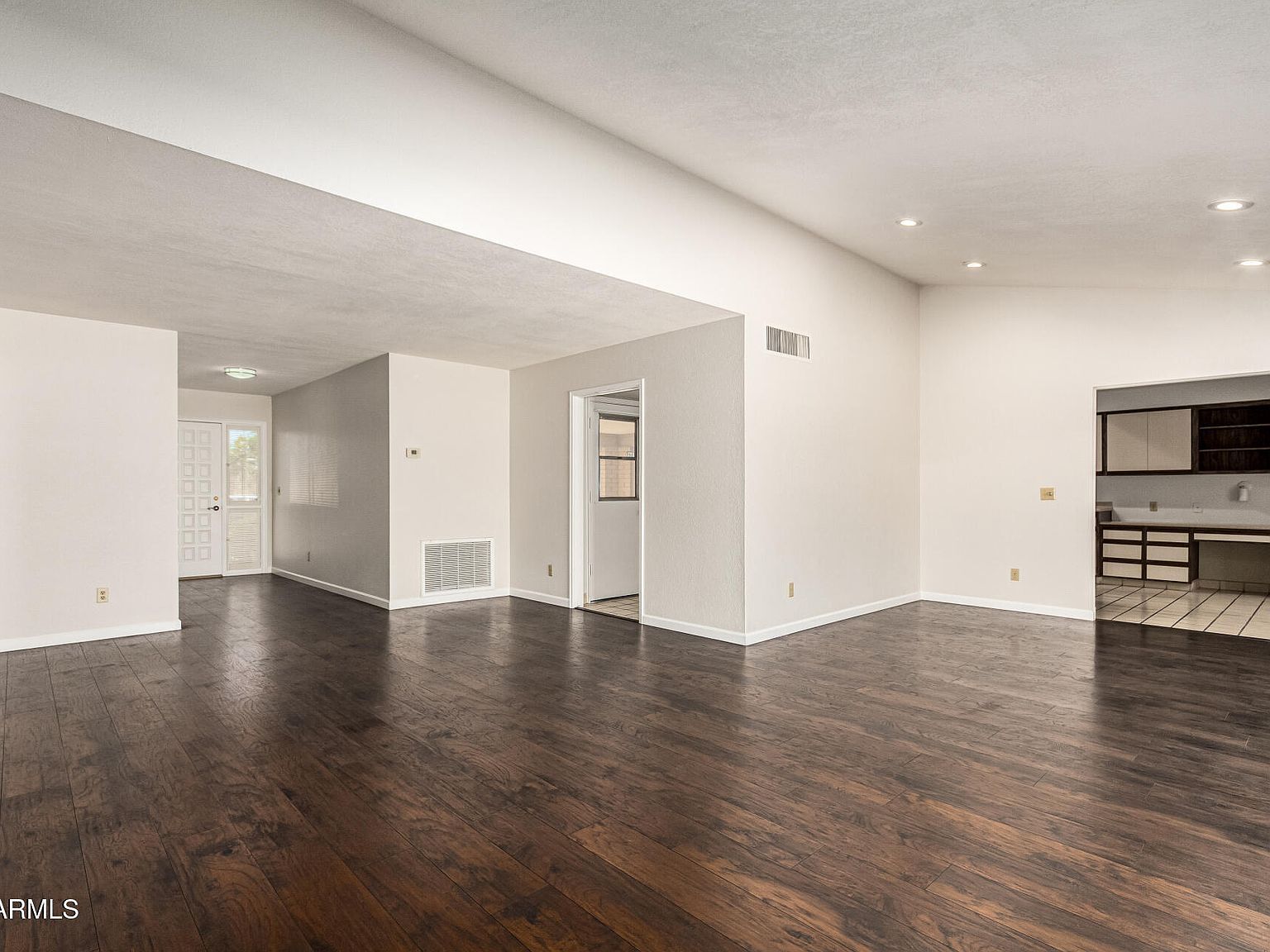 1012 E Wagon Wheel Dr Phoenix, AZ 85020 - Thumbnail 4