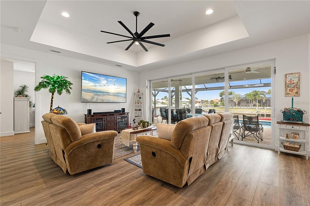 2750 W Marion Ave Punta Gorda, FL 33950 - Thumbnail 4