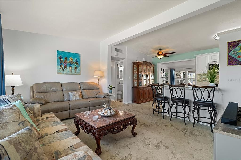 407 Dunn Dr Pt Charlotte, FL 33952 - Thumbnail 4