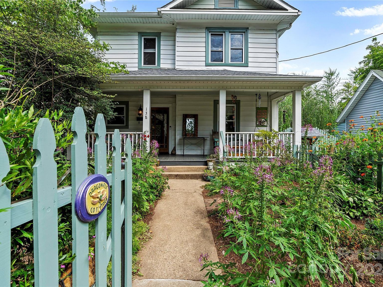 138 S French Broad Ave Asheville, NC 28801 - Thumbnail 4