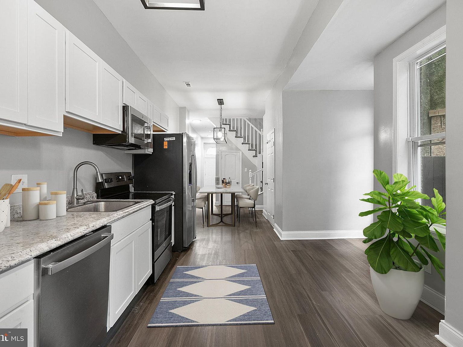 1304 Aisquith St Baltimore, MD 21202 - Thumbnail 4