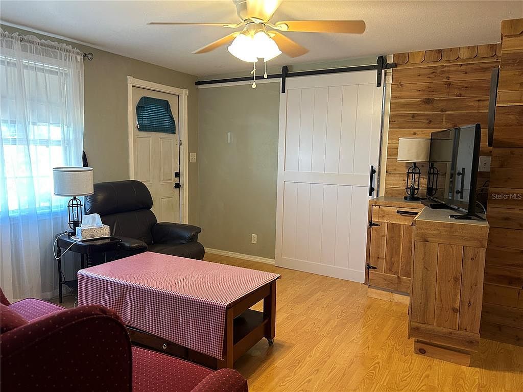 11412 103rd St Largo, FL 33773 - Thumbnail 4