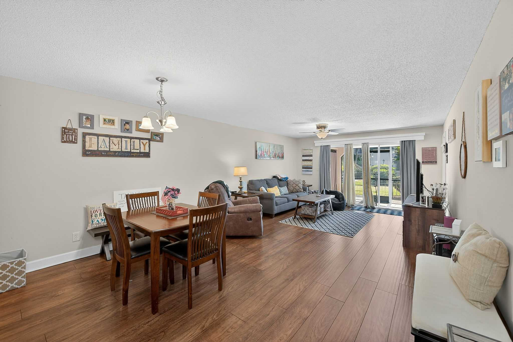 2105 Cordova Green, Seminole, FL, USA, 33777 - Thumbnail 3