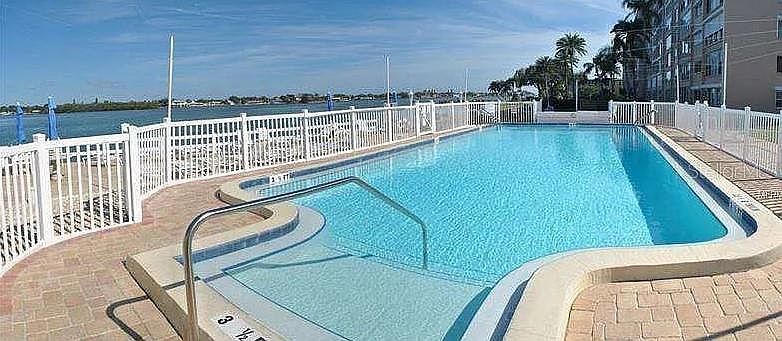 1819 Shore Dr S APT 307 South Pasadena, FL 33707 - Thumbnail 4