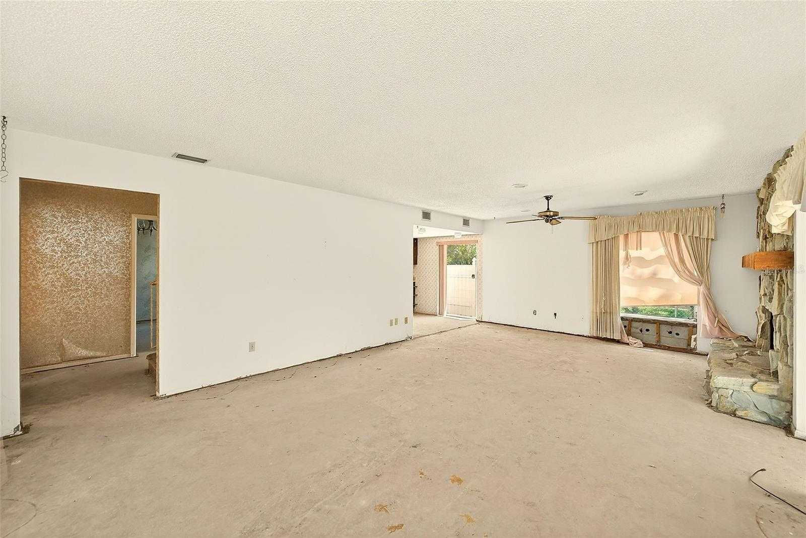 205 Gulf Boulevard, Belleair Beach, FL, USA, 33786 - Thumbnail 4