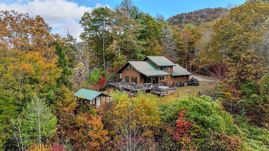 218 Village Cove Ln Bryson City, NC 28713 - Thumbnail 4