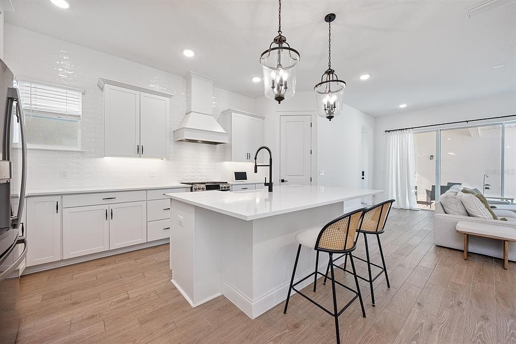 12626 Clear Sapphire Dr Winter Garden, FL 34787 - Thumbnail 4