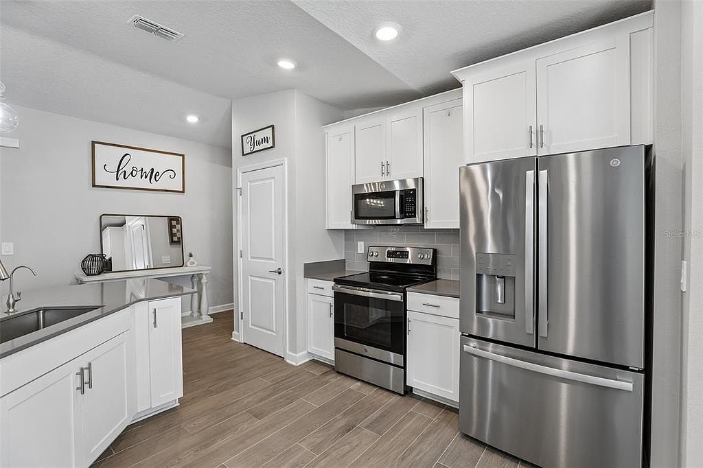 5671 Wood Bridge Pl Saint Cloud, FL 34771 - Thumbnail 4