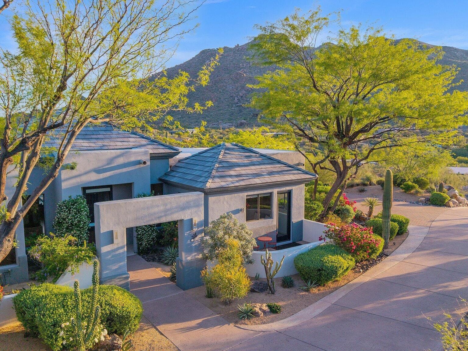 37221 N Holiday Ln Carefree, AZ 85377 - Thumbnail 4