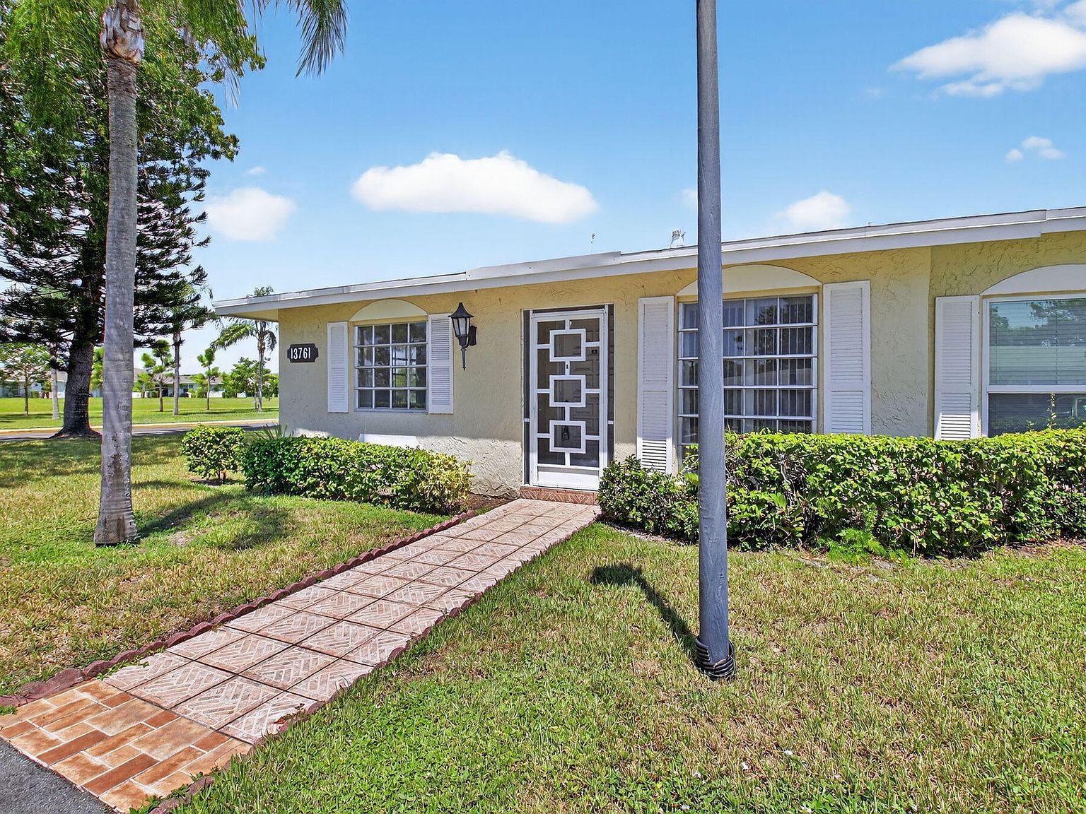 13761 Flora Pl APT A Delray Beach, FL 33484 - Thumbnail 4