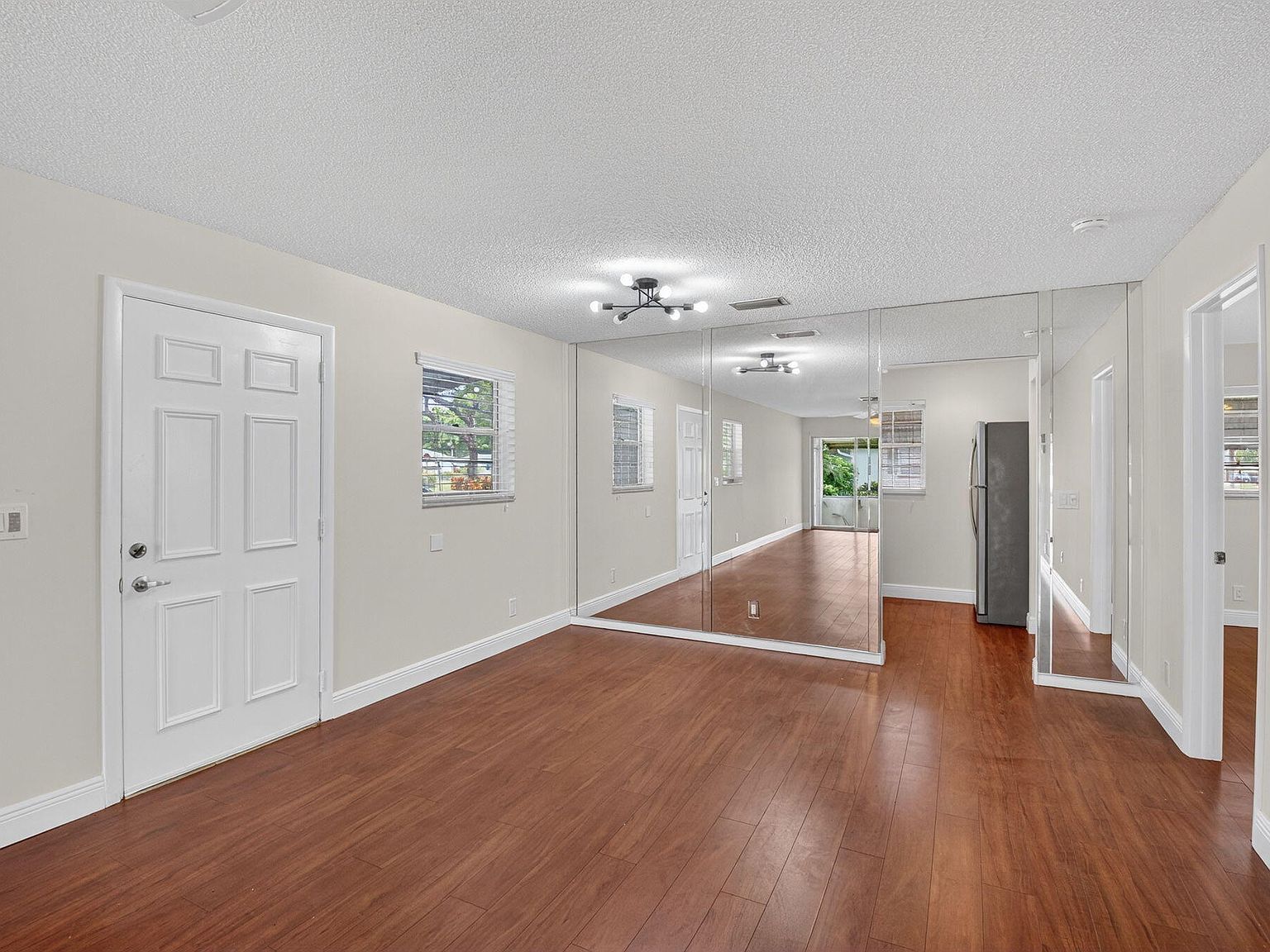 801 Meadowlark Ln Delray Beach, FL 33445 - Thumbnail 4