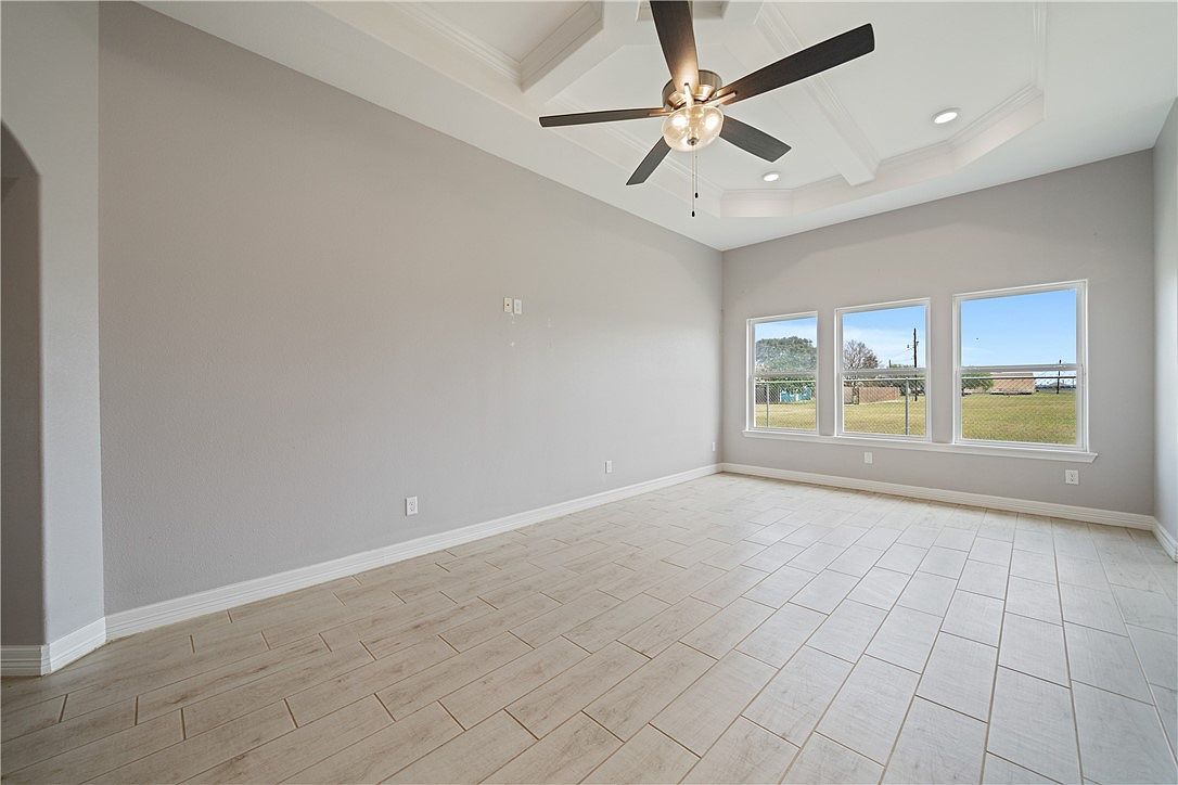 1706 Kentucky Derby Dr Corpus Christi, TX 78417 - Thumbnail 4