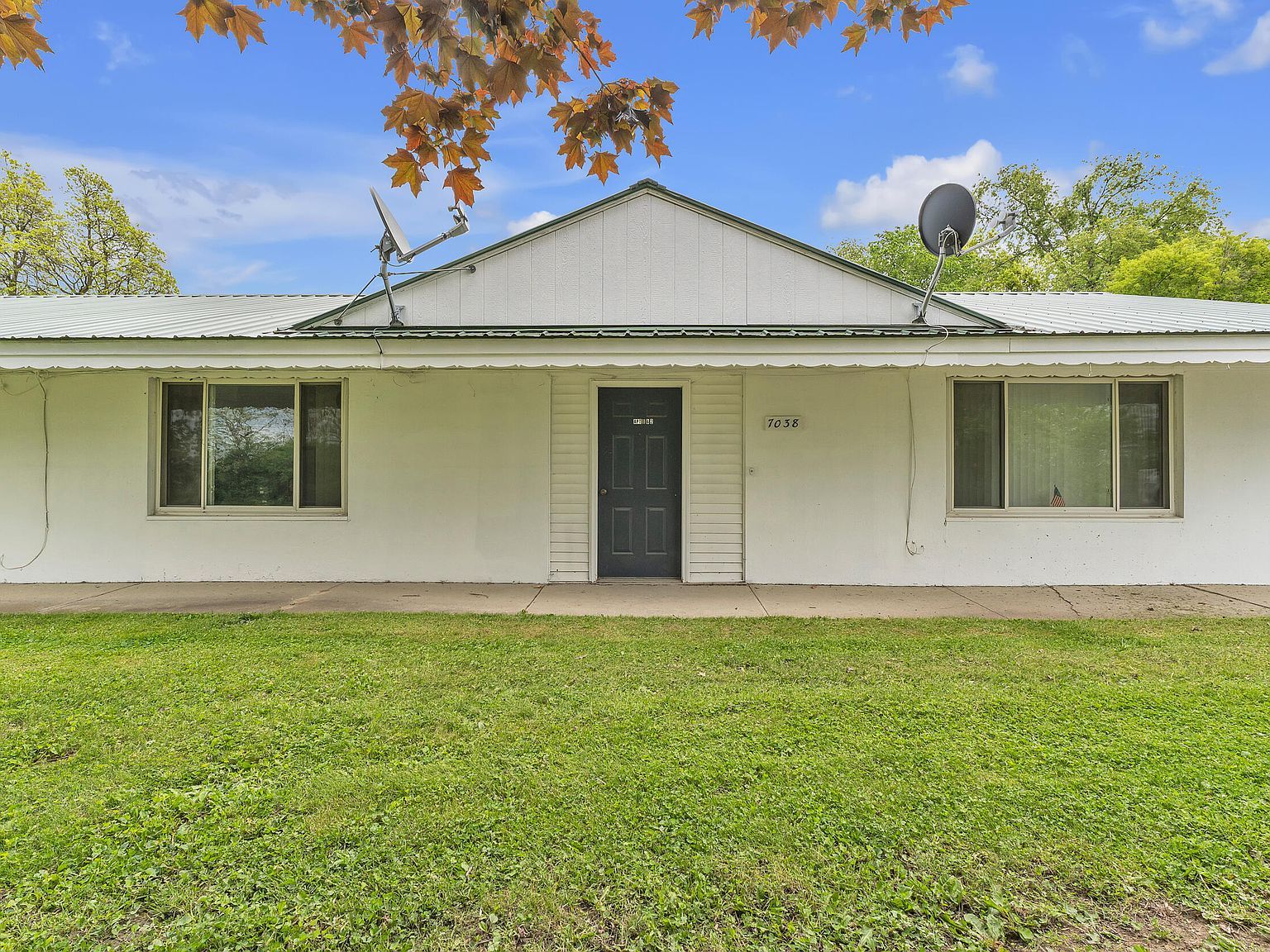 7038 Whitmore Lake Rd Whitmore Lake, MI 48189 - Thumbnail 4