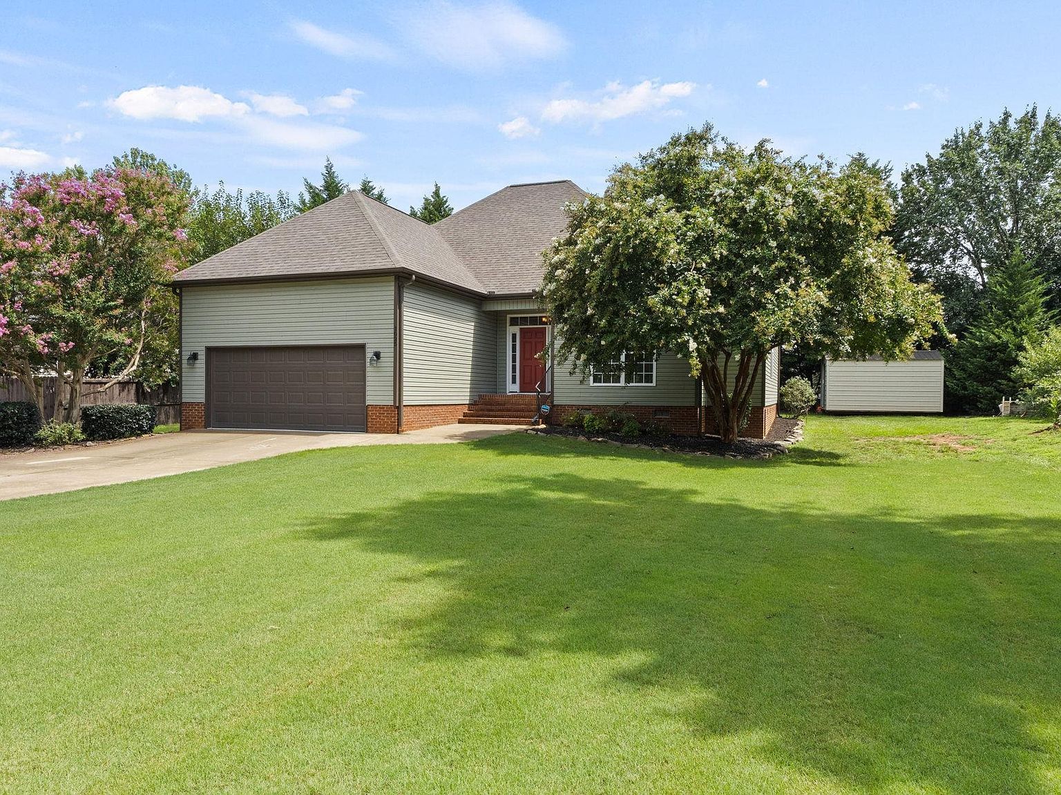 1025 S Buncombe Rd Greer, SC 29651 - Thumbnail 4