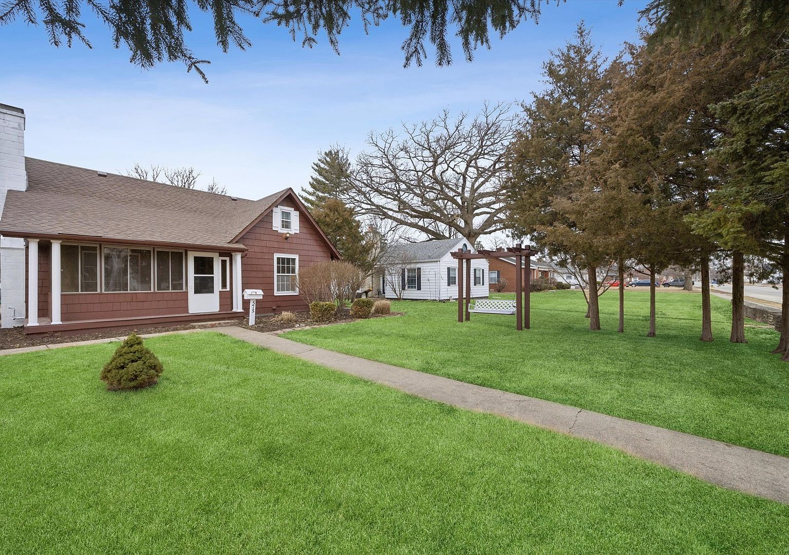 575 S Wall St Kankakee, IL 60901 - Thumbnail 4