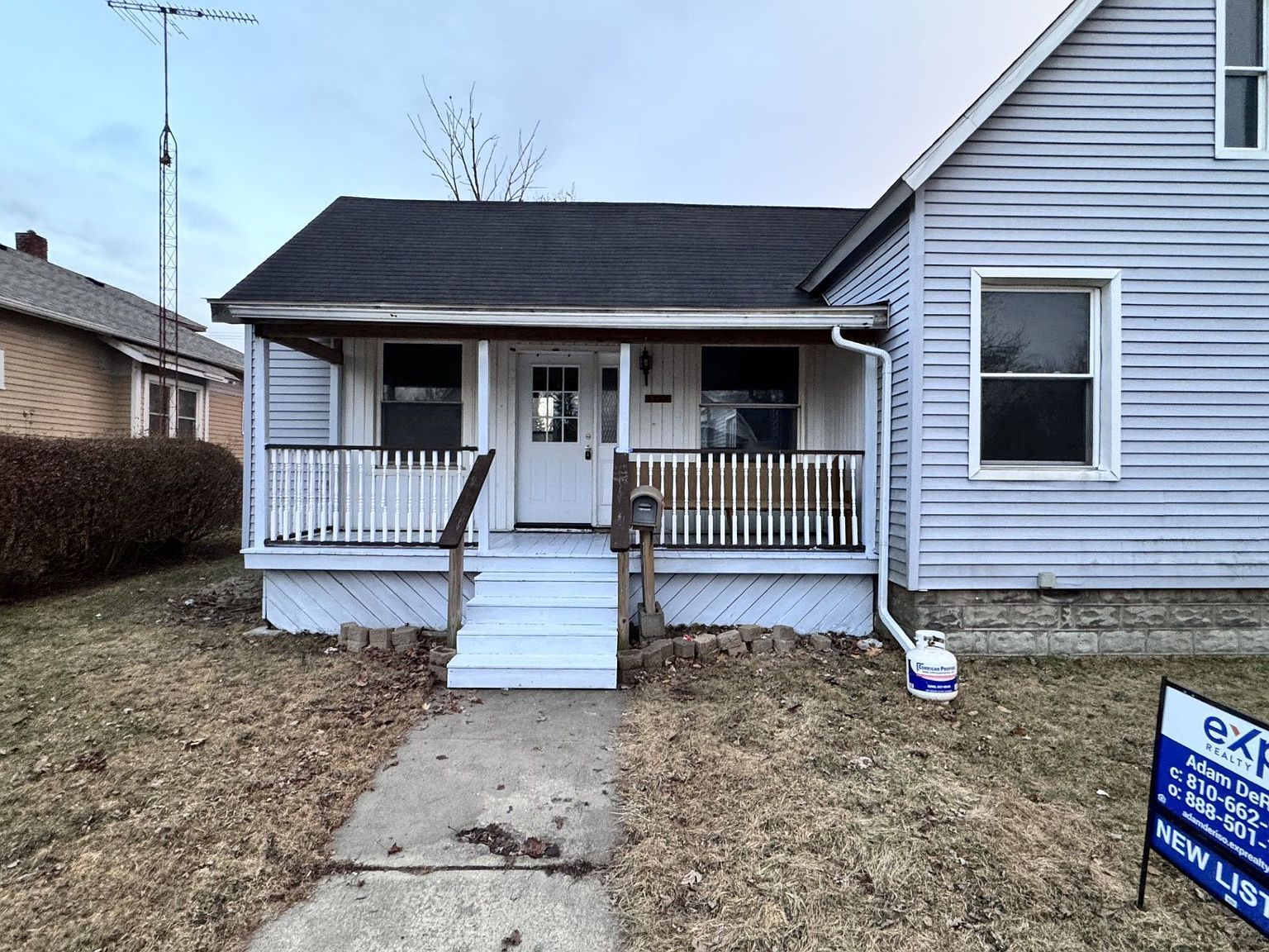 1128 White St Port Huron, MI 48060 - Thumbnail 4
