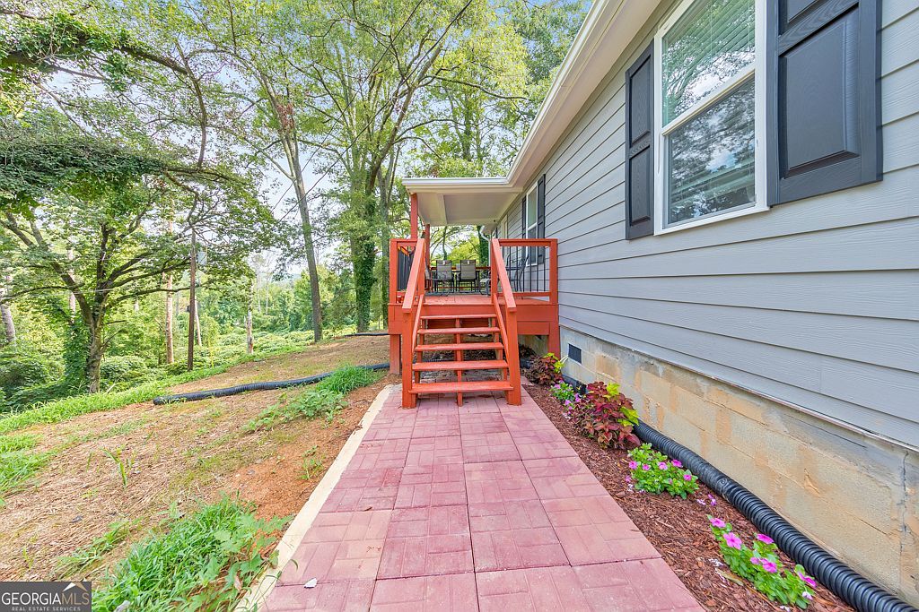 302 Jack St SE Silver Creek, GA 30173 - Thumbnail 4
