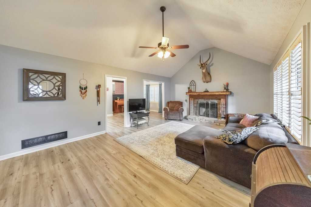 307 Queensbury Walk, Acworth, GA, USA, 30102 - Thumbnail 4