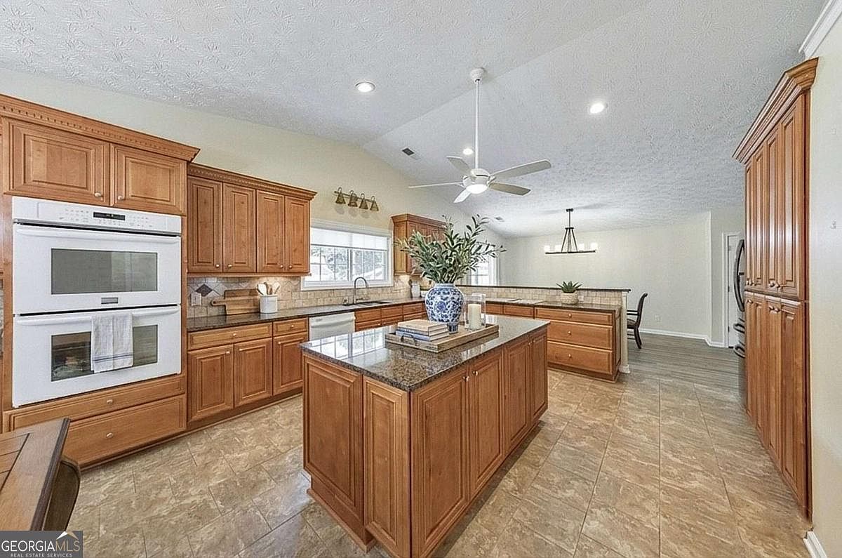 2231 Fort Martin Way Lawrenceville, GA 30045 - Thumbnail 4