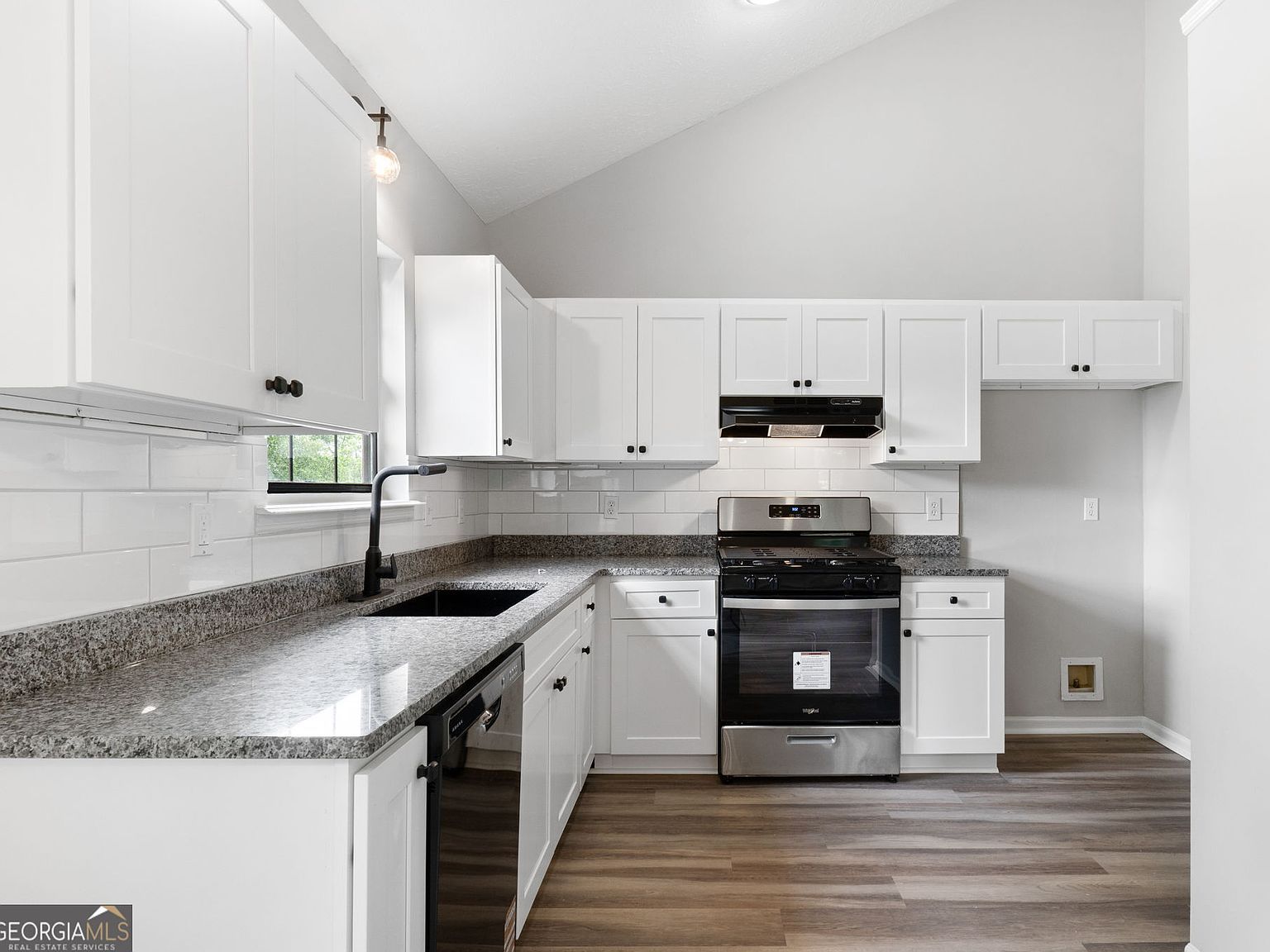 1432 Almand Creek Dr SW Conyers, GA 30094 - Thumbnail 4