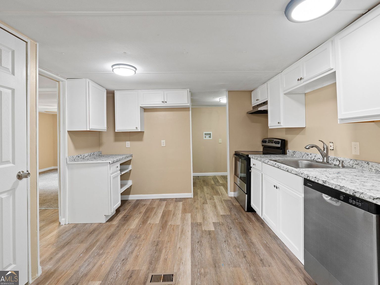 361 Hemlock Ln Locust Grove, GA 30248 - Thumbnail 4