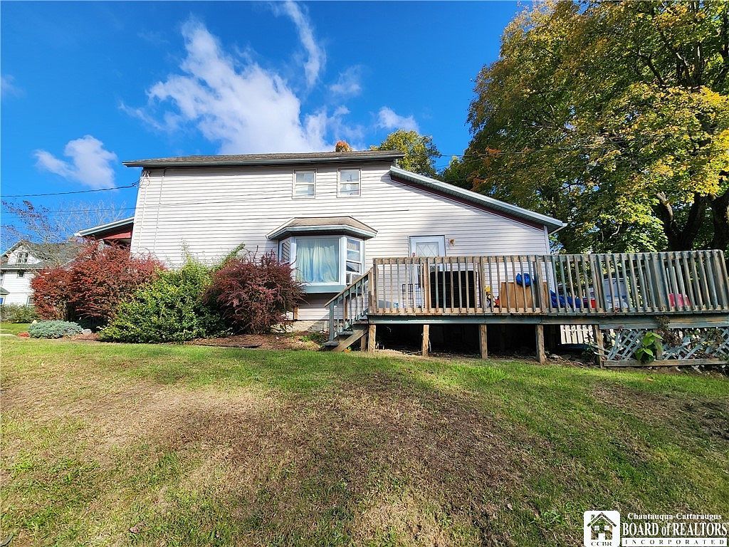 124 Bowen St Jamestown, NY 14701  | Single Family