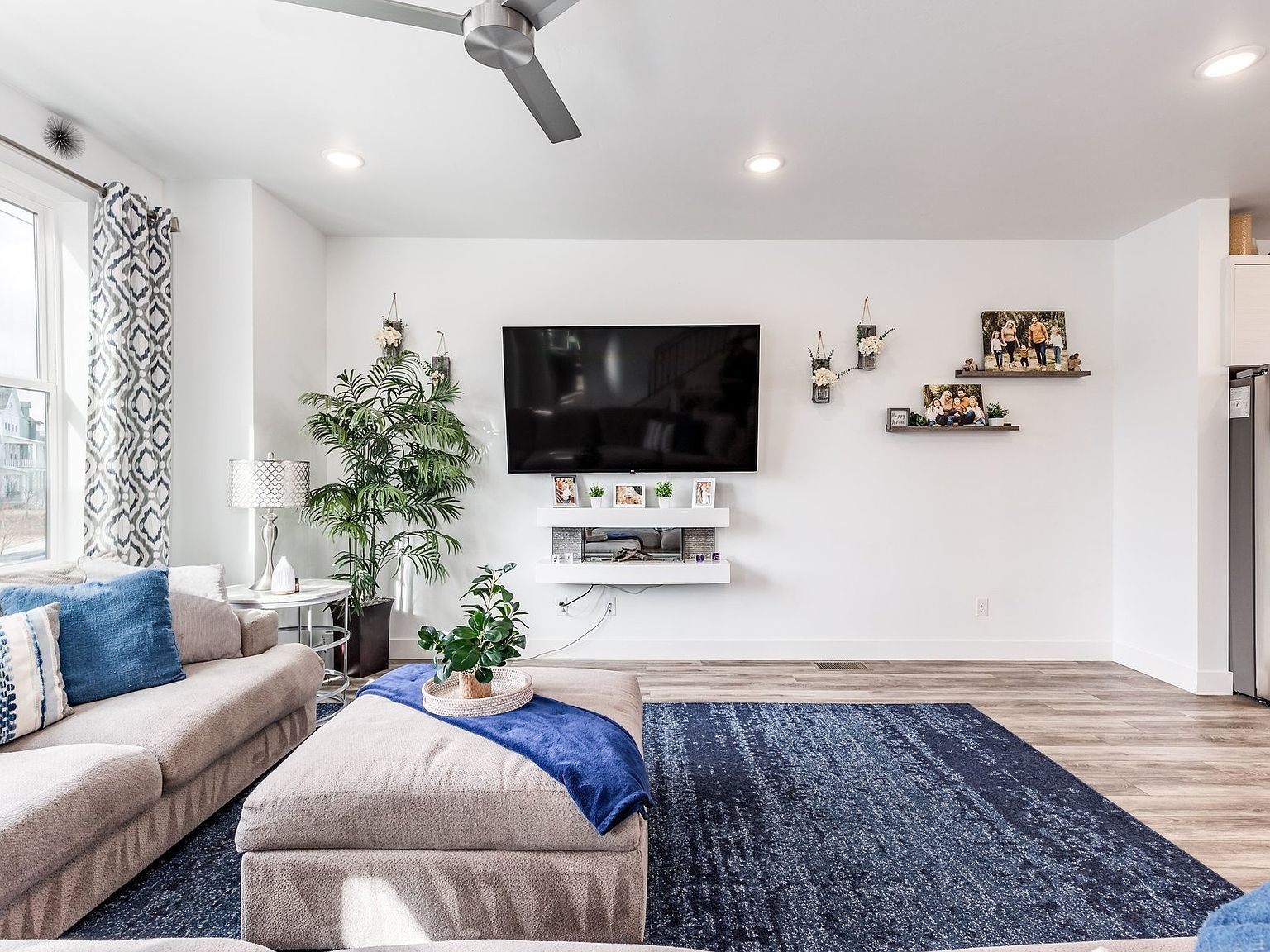 11661 S Skyward Rd W South Jordan, UT 84009 - Thumbnail 4