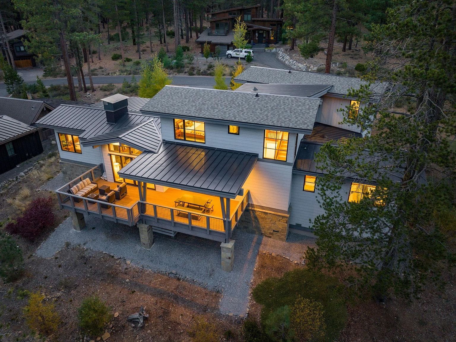 11791 Ghirard Rd Truckee, CA 96161 - Thumbnail 4