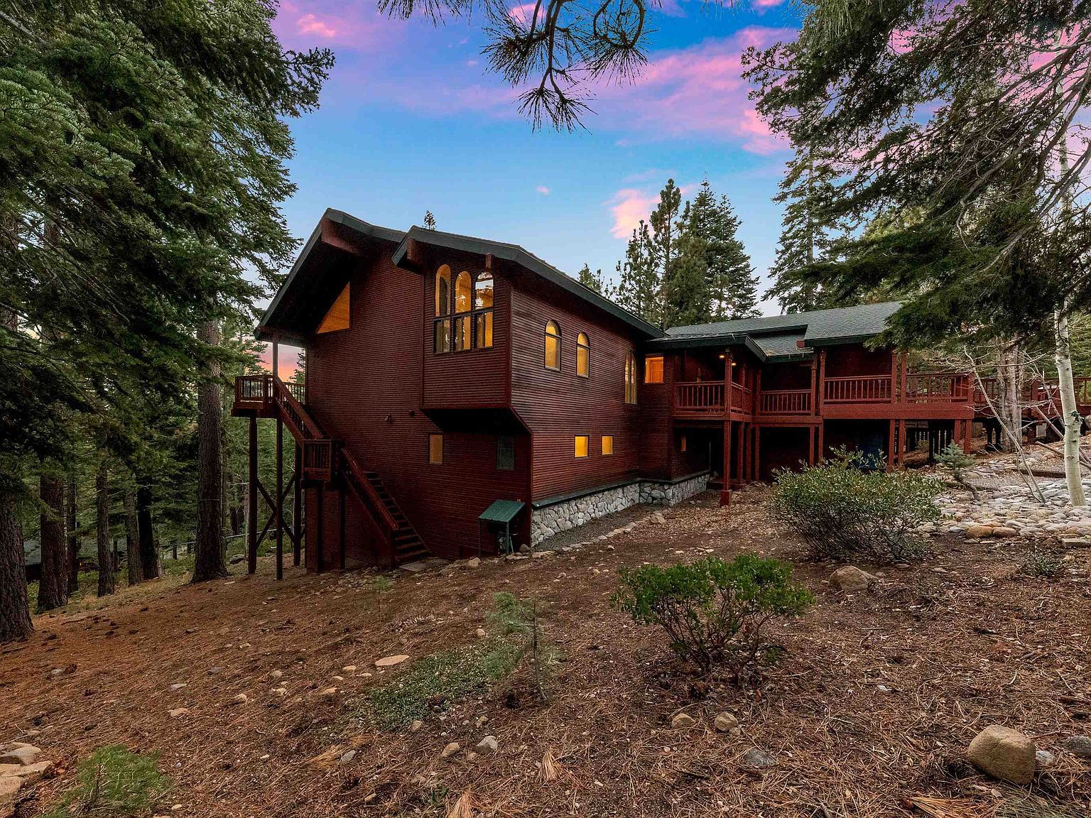 12705 Falcon Point Pl Truckee, CA 96161 - Thumbnail 4