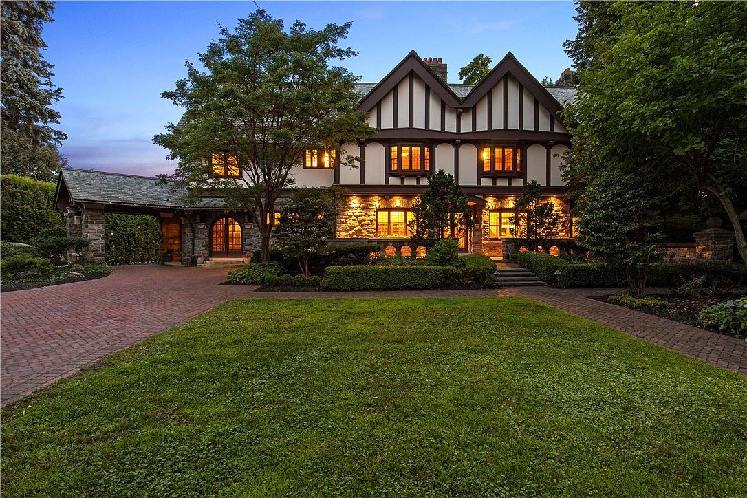 2615 East Ave Rochester, NY 14610 - Thumbnail 4