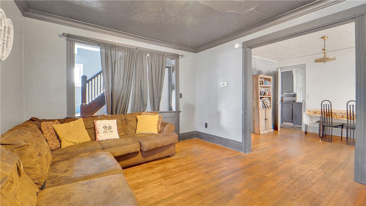 45 Newcomb St Rochester, NY 14609 - Thumbnail 4