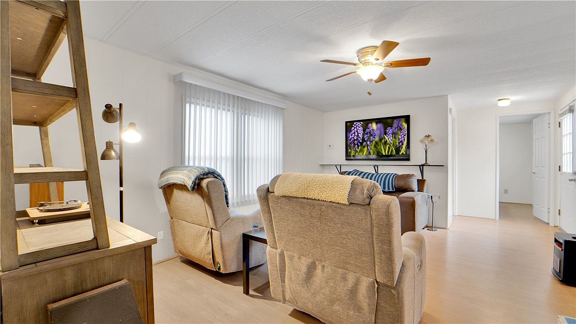 36 Wayside Dr Rochester, NY 14625 - Thumbnail 4