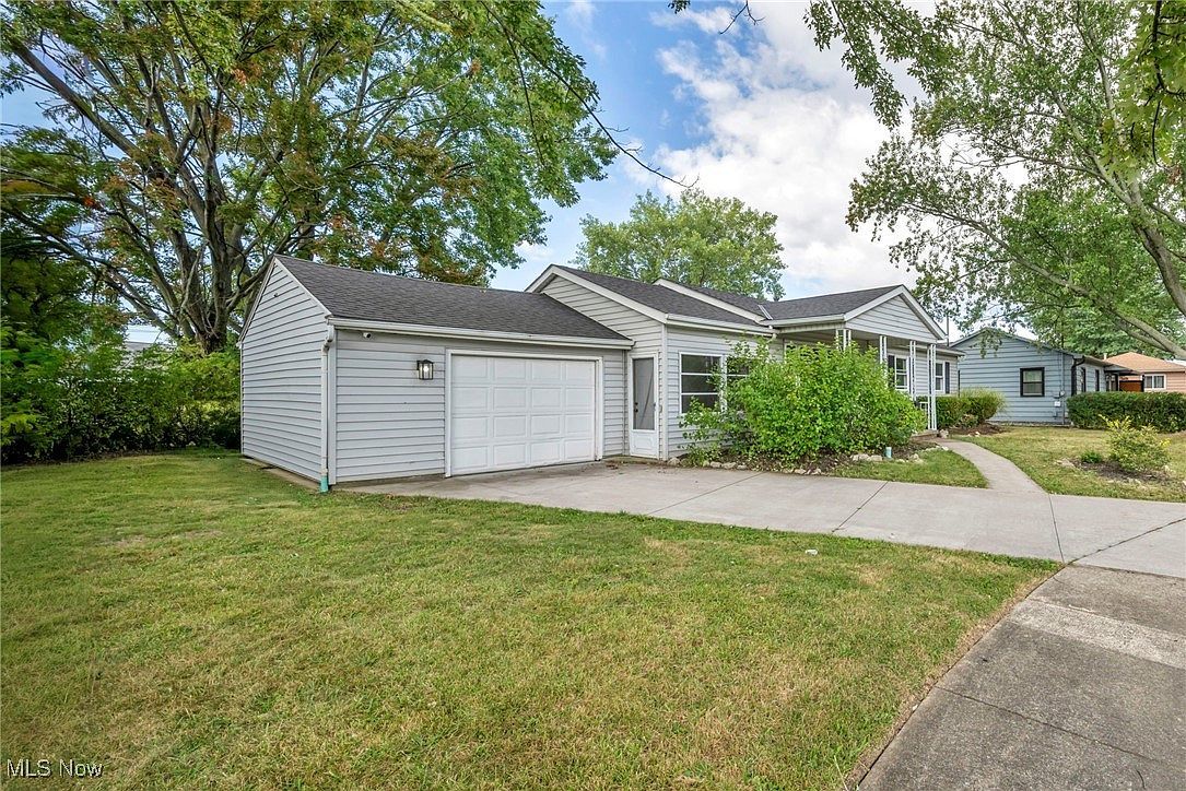 1931 Mark Dr Lorain, OH 44052 - Thumbnail 4