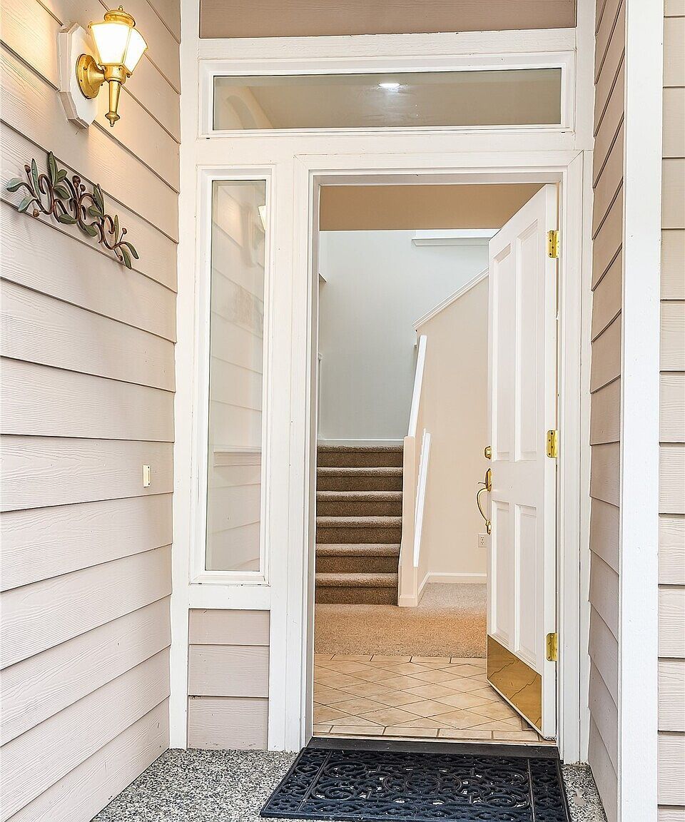 17121 3rd Pl W Bothell, WA 98012 - Thumbnail 4