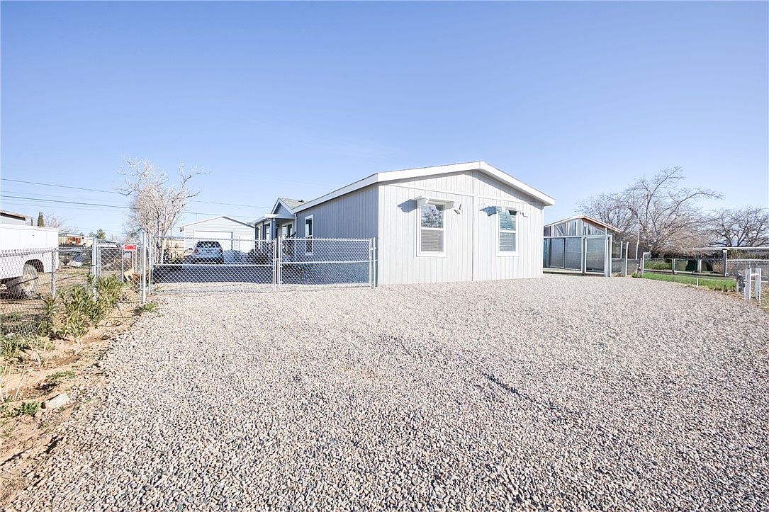 3147 E Devlin Ave Kingman, AZ 86409 - Thumbnail 4