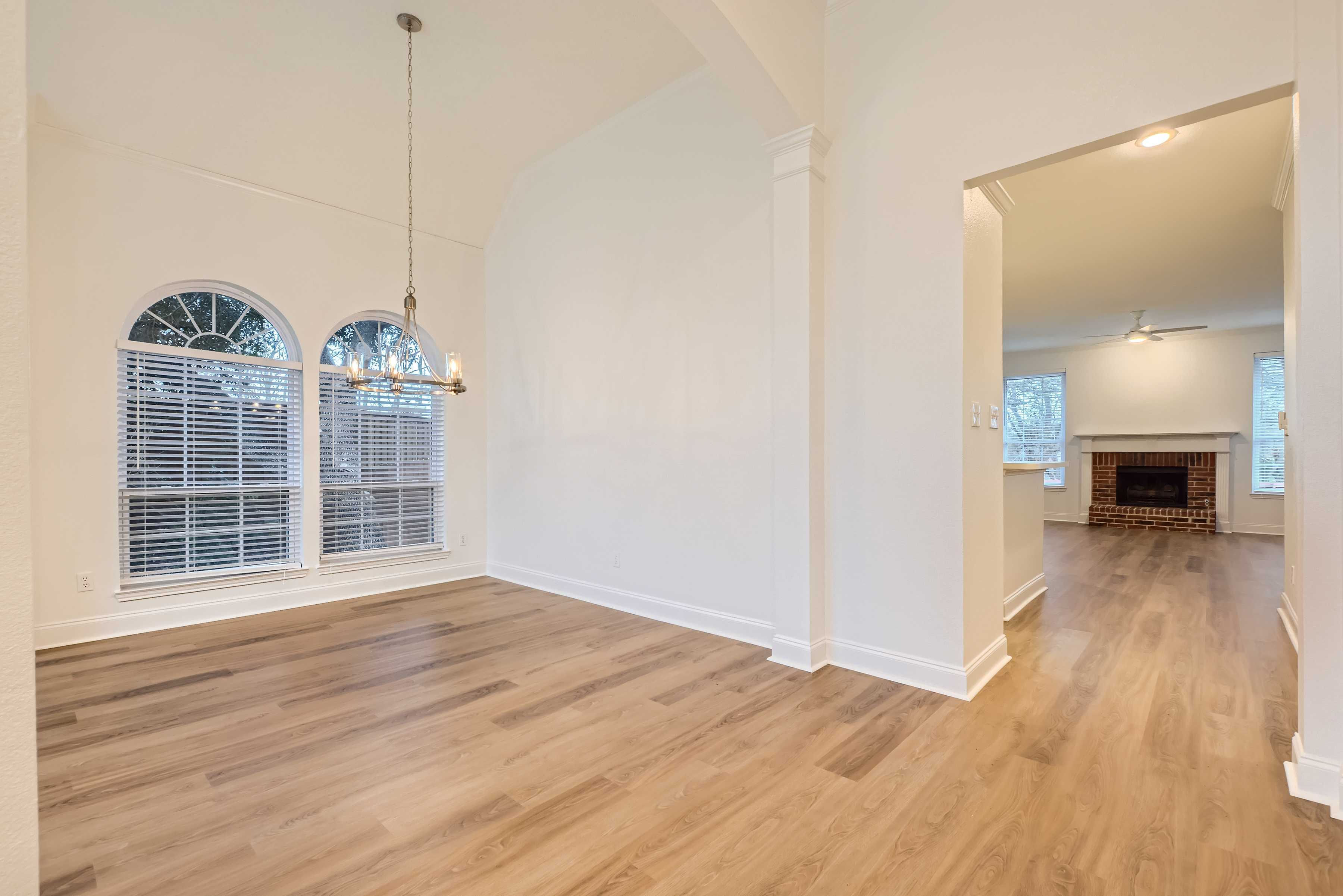 101 Bent Creek Drive, Garland, TX, USA, 75040 - Thumbnail 4