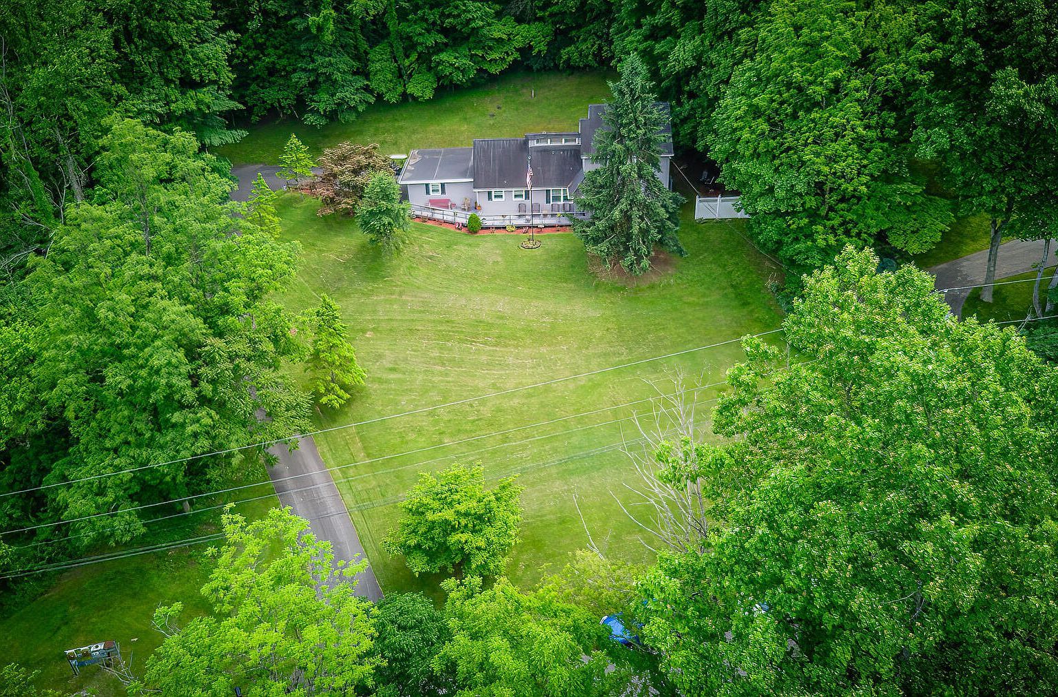 1000 Garden Ln Bristol, VA 24201 - Thumbnail 4