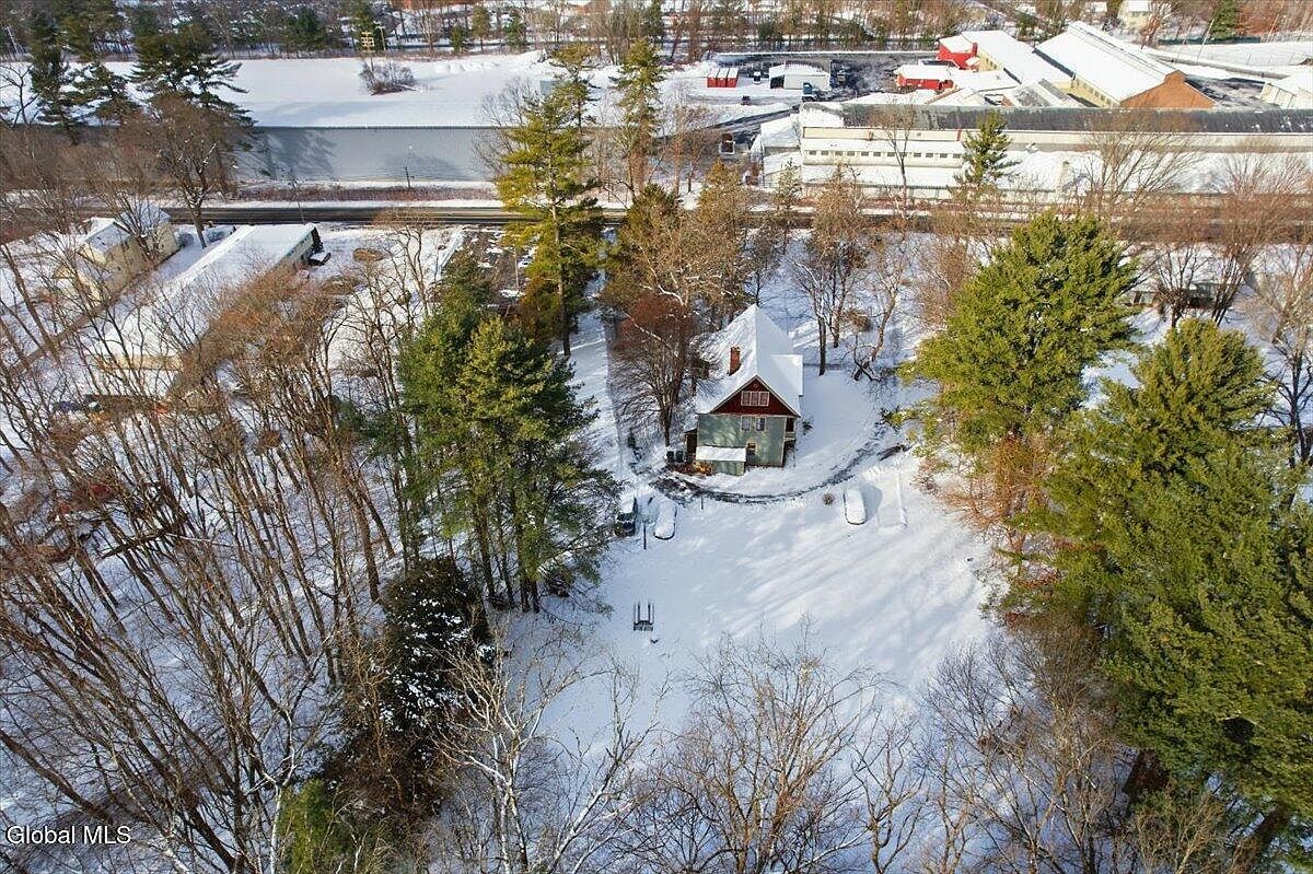 278 Ballston Ave Saratoga Springs, NY 12866 - Thumbnail 4