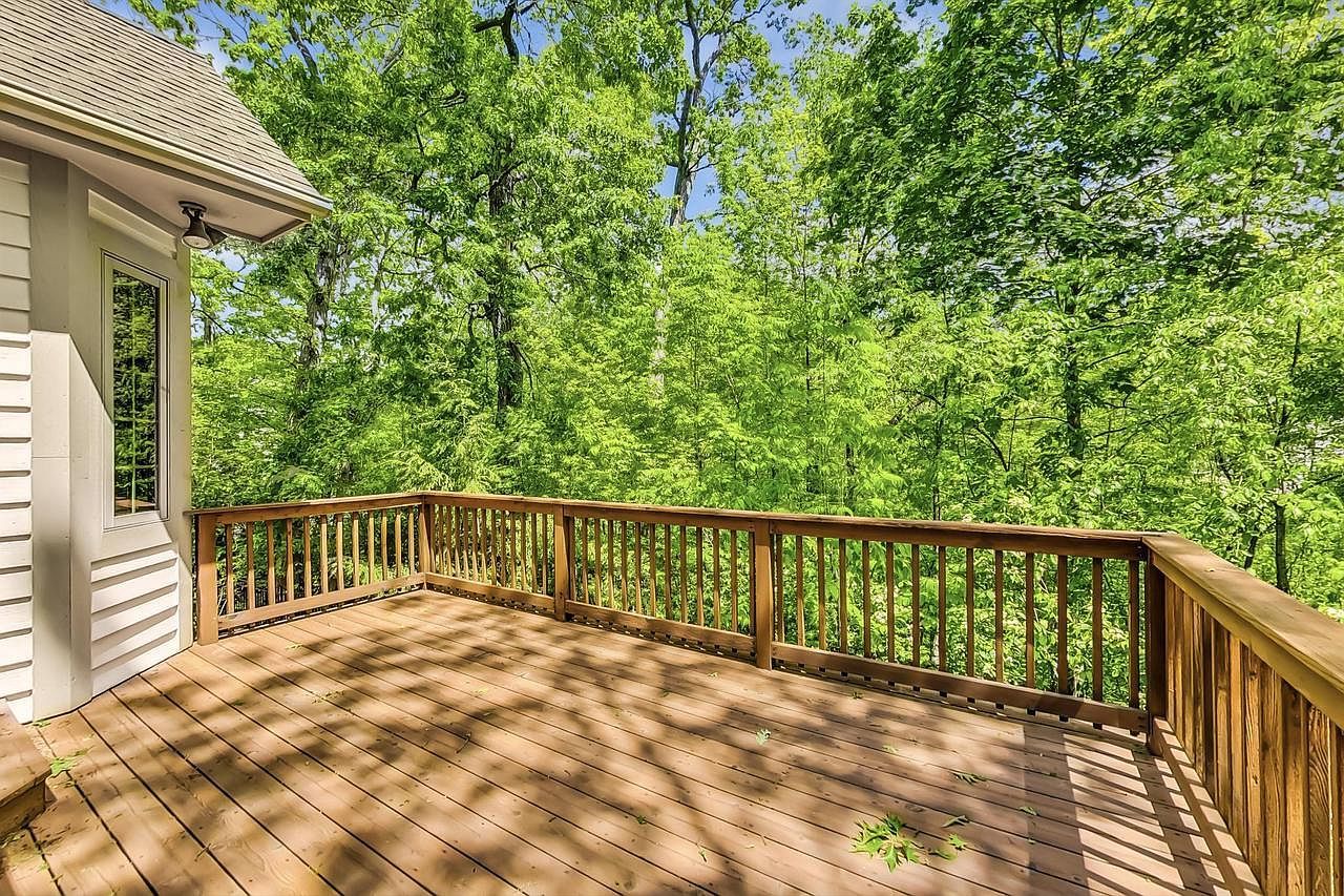 6527 Hillwood Ct Mount Pleasant, WI 53403 - Thumbnail 4